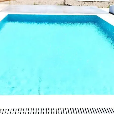 Hayal Santorini Emporio (Santorini)