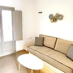 Arch Suites Santorini Emporio (Santorini)